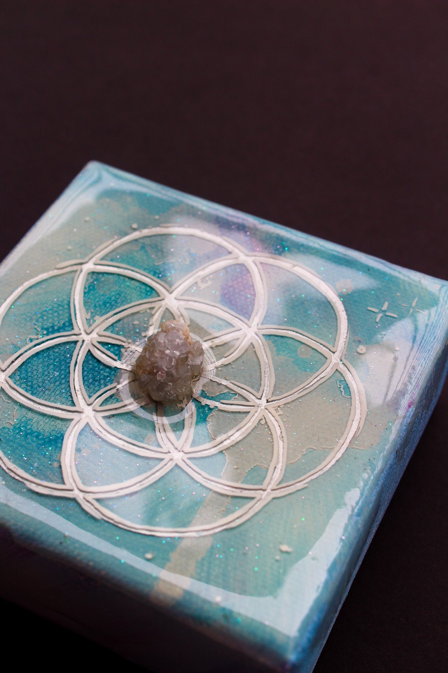 Apple Aqua Crystal Grid